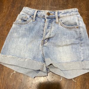 Women’s Tillys jean shorts
